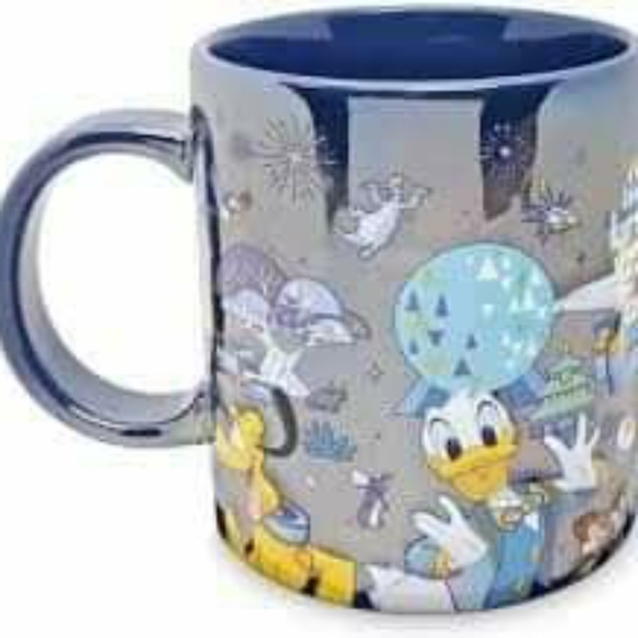 💝FIRM! NWT DISNEY PARKS WALT DISNEY WORLD 50TH ANNIVERSARY MICKEY & FRIENDS MUG - Picture 8 of 11
